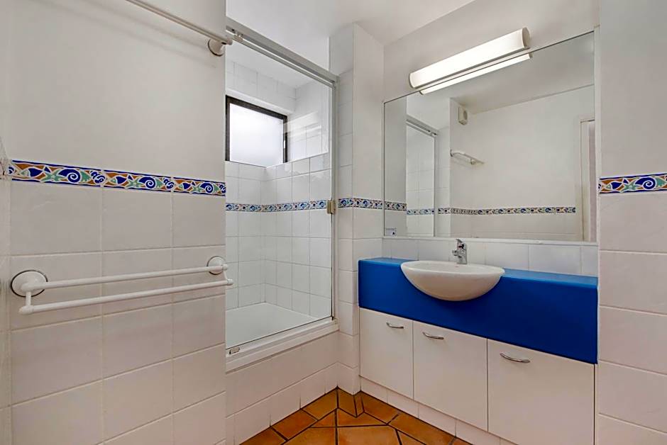 Alexandria Apartments