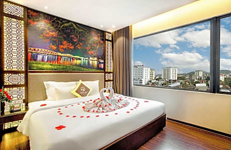 Club Executive Suite