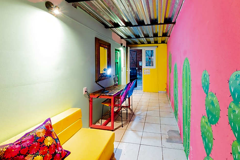 Casa Colibrí Malecón