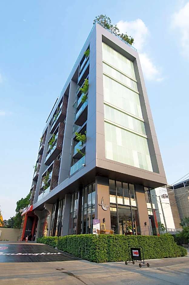 Civic Horizon - Hotel & Residences