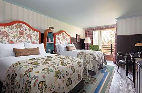 Graduate Deluxe Double Room with Two Double Beds and River View