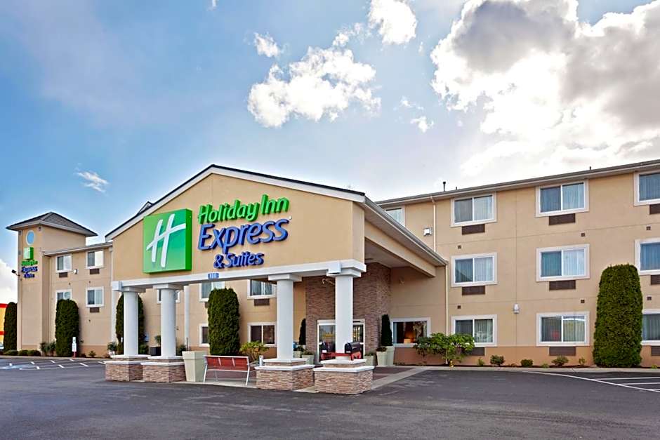 Holiday Inn Express Hotels & Suites Burlington By IHG