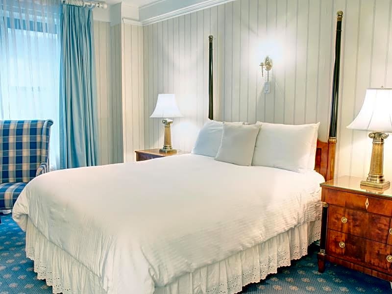 The Roger Smith Hotel