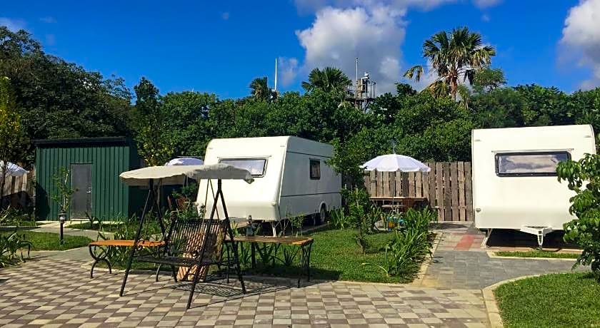 Kenting Houbihu Camping Car