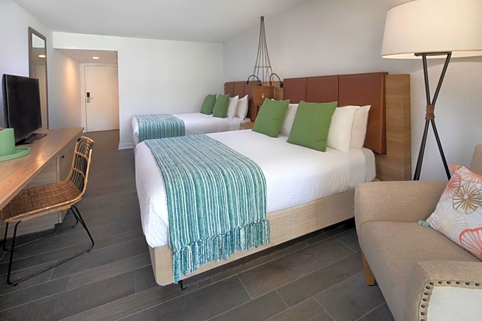 Amara Cay Resort
