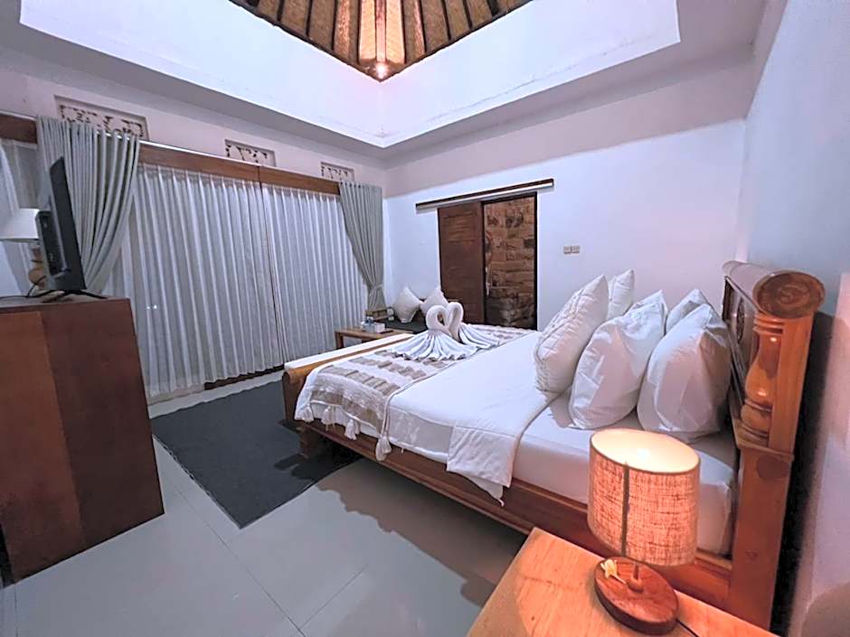 Batur Cliff Panorama