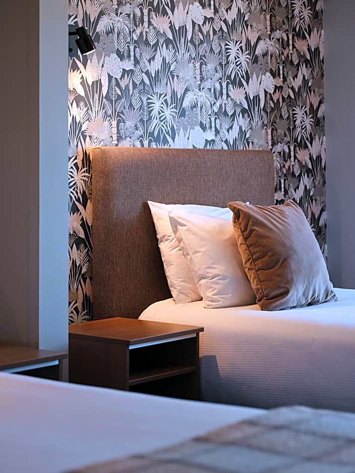 Suncourt Hotel & Conference Centre