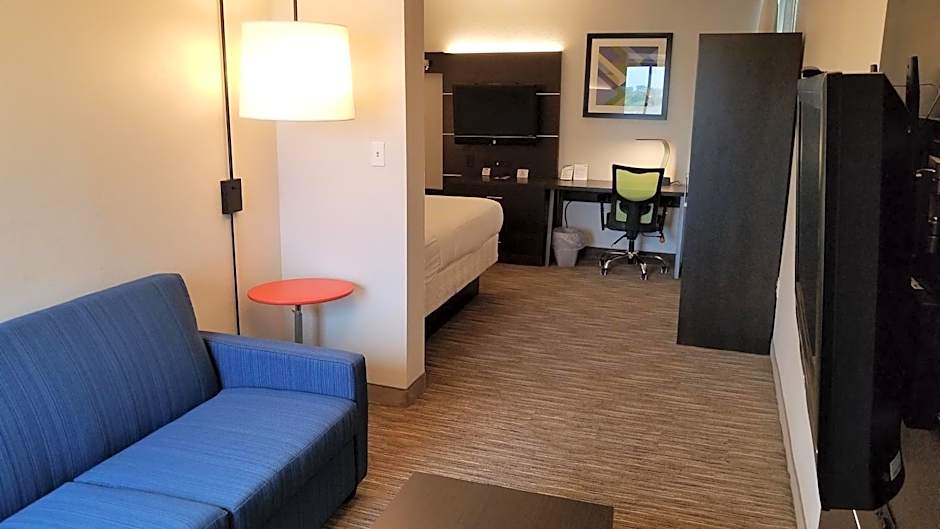 Holiday Inn Express Rochester - Greece By IHG