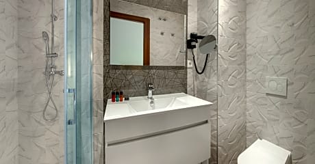 DOUBLE STANDAR (1 ADULT)