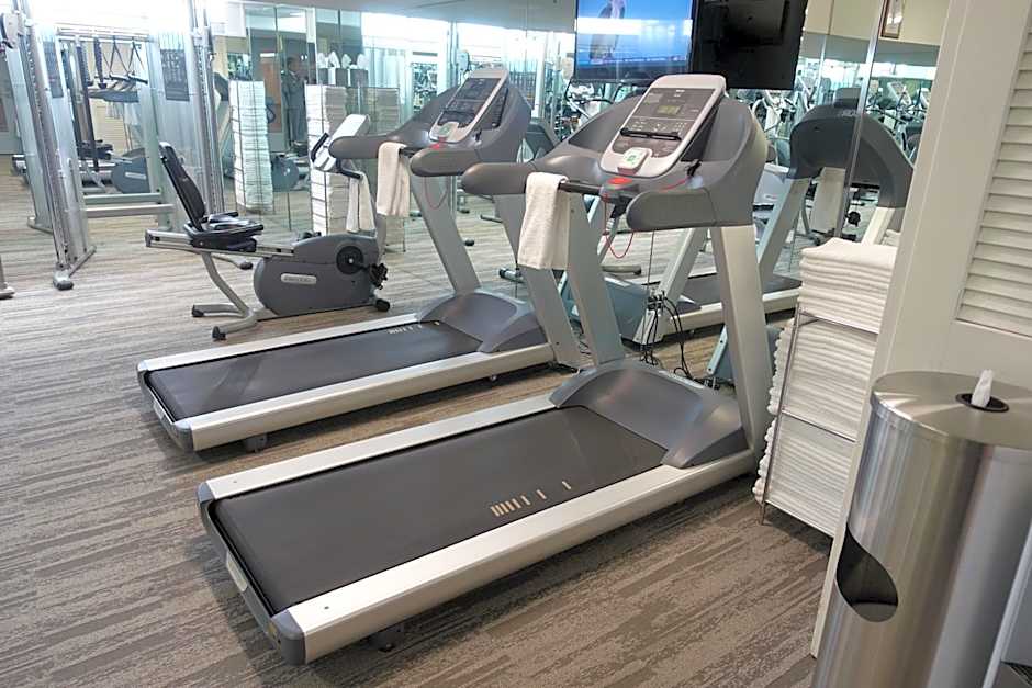 The State Plaza Hotel