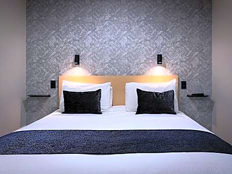 Executive One-Bedroom Apartment