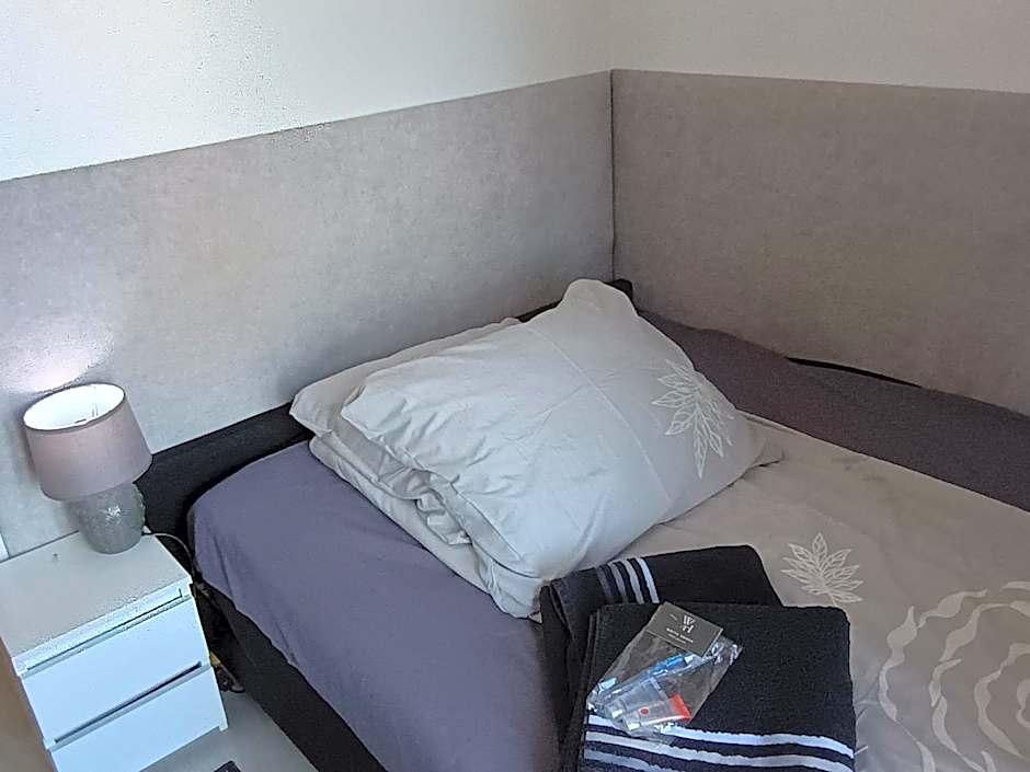 Motelik White House - pokoje gościnne