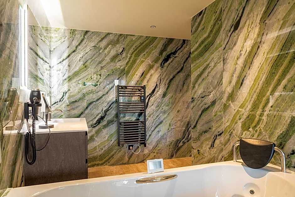 CC Nomie Hôtel Restaurant