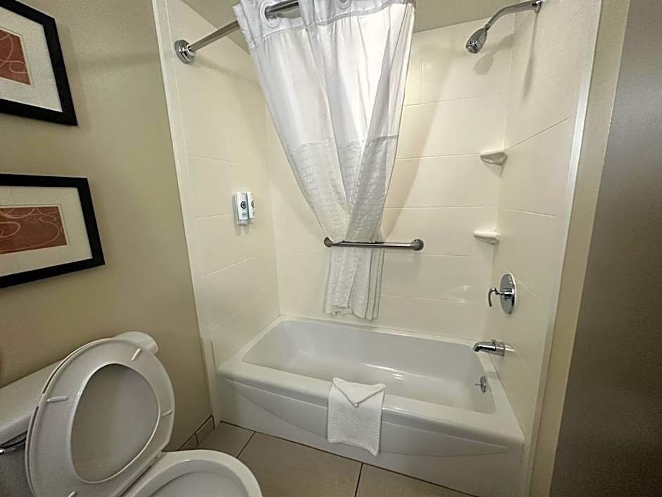 Comfort Suites Dunnellon near Rainbow Springs