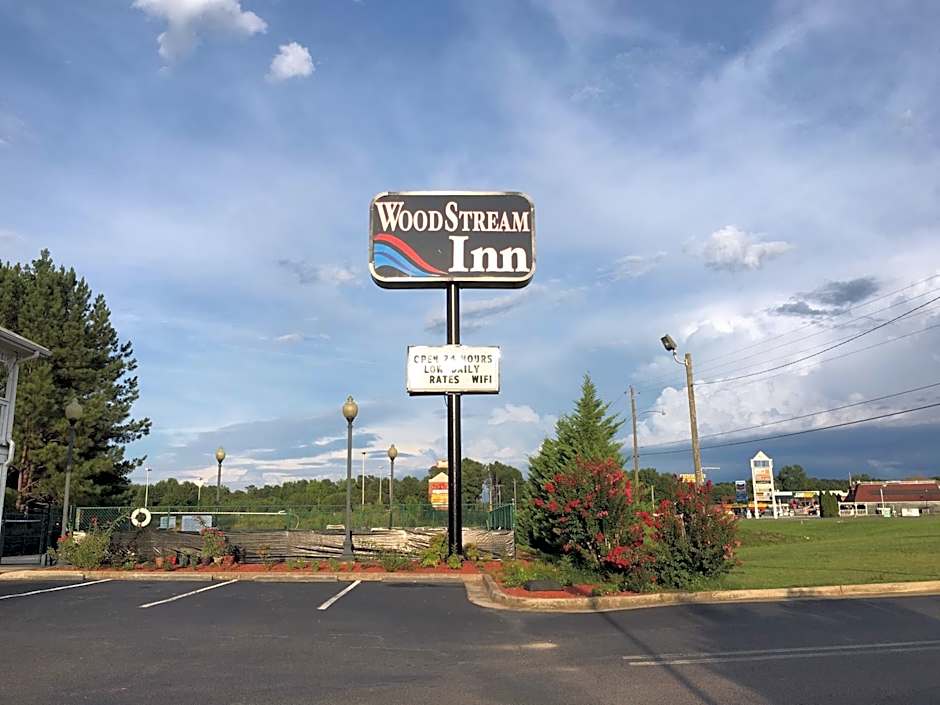 Photo 1 of 50 of Woodstream Inn