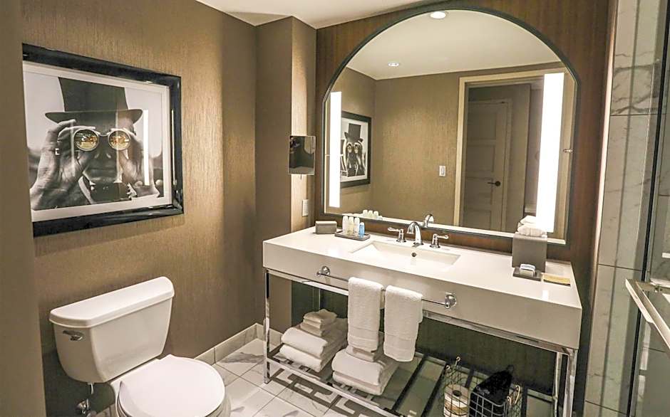 Omni Louisville Hotel