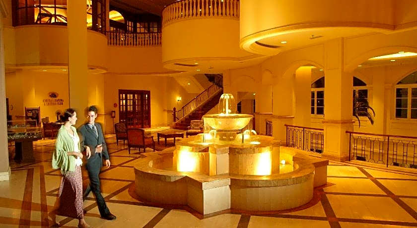 Avillion Admiral Cove Hotel