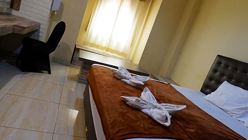 Hotel Syariah Larismanis