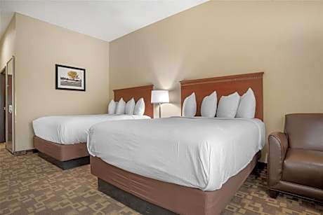 Queen Room with Two Queen Beds - Non-Smoking