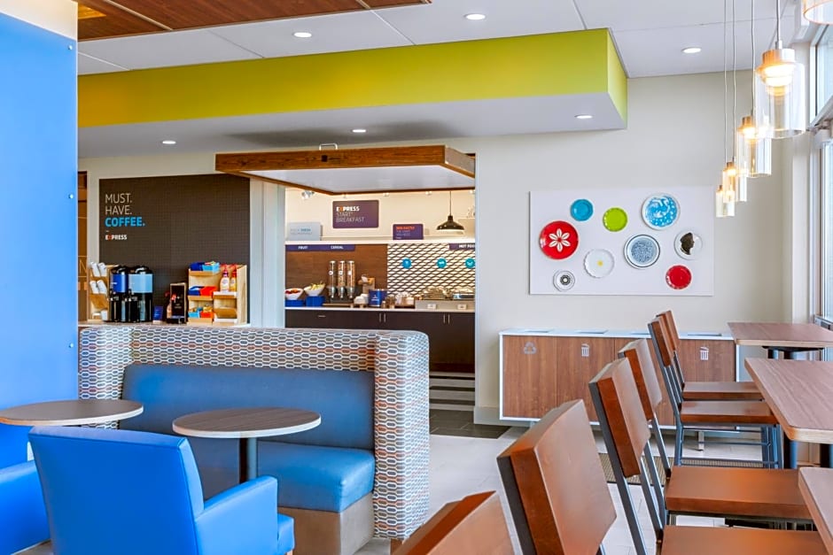 Holiday Inn Express and Suites Union Gap- Yakima Area By IHG
