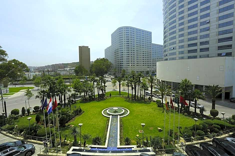 Royal Tulip City Center