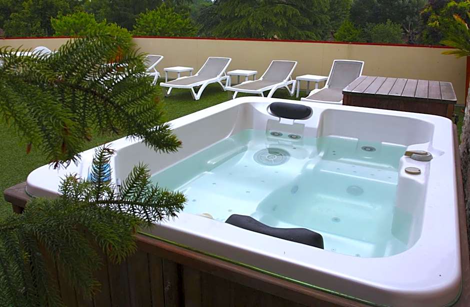 Logis Auberge La Diege