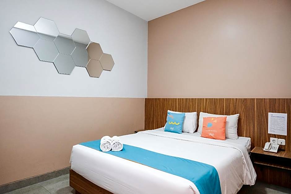Sans Hotel Rajawali Surabaya by RedDoorz