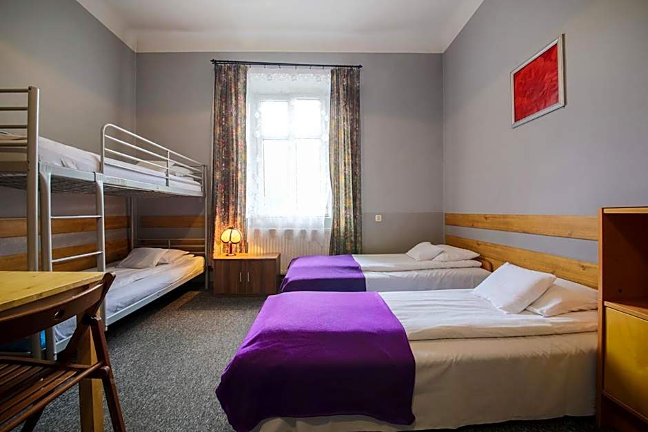 Red Carpet Hostel