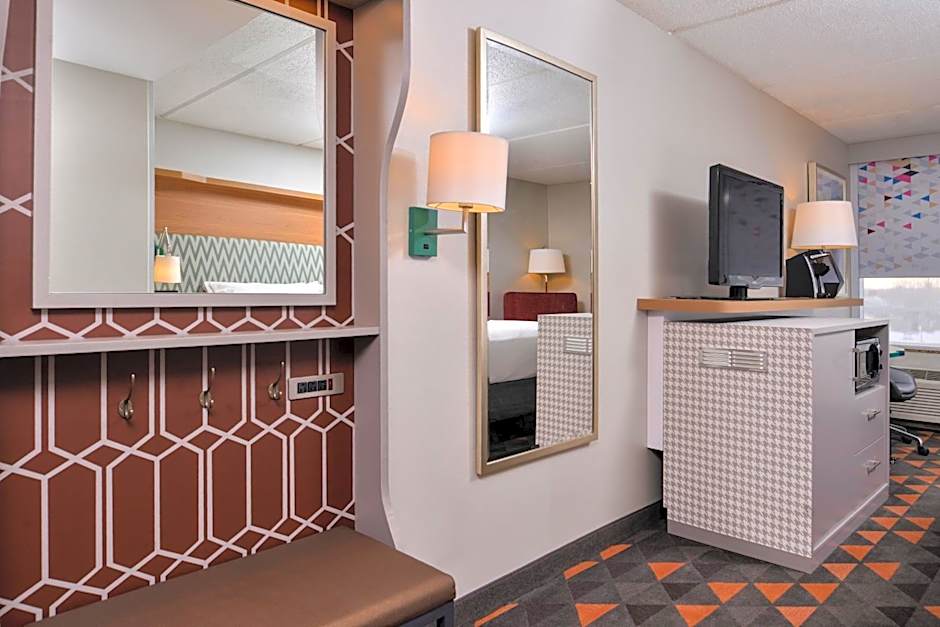 Holiday Inn Hotel & Suites Rochester - Marketplace By IHG