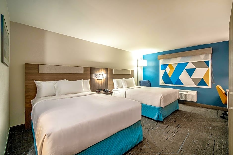 Holiday Inn Express & Suites Phoenix - Mesa West, an IHG Hotel