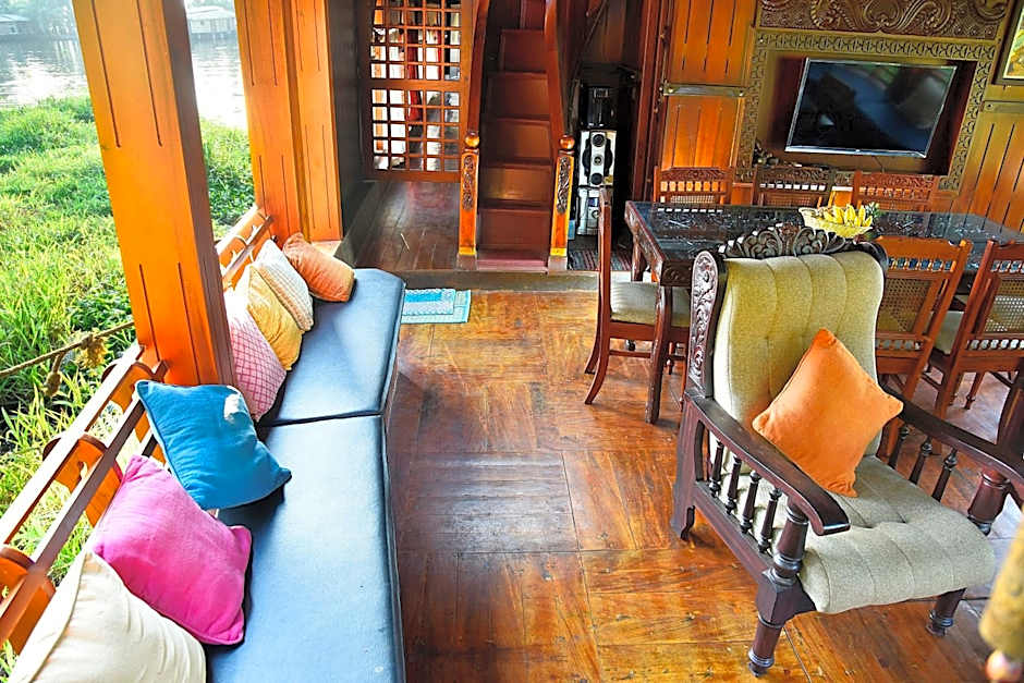 Indiavacationz Houseboats