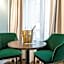 Glimpse Hotel