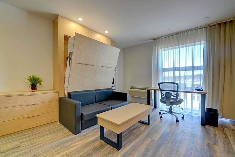 Hotel Universel, Centre De Congres Riviere-Du-Loup