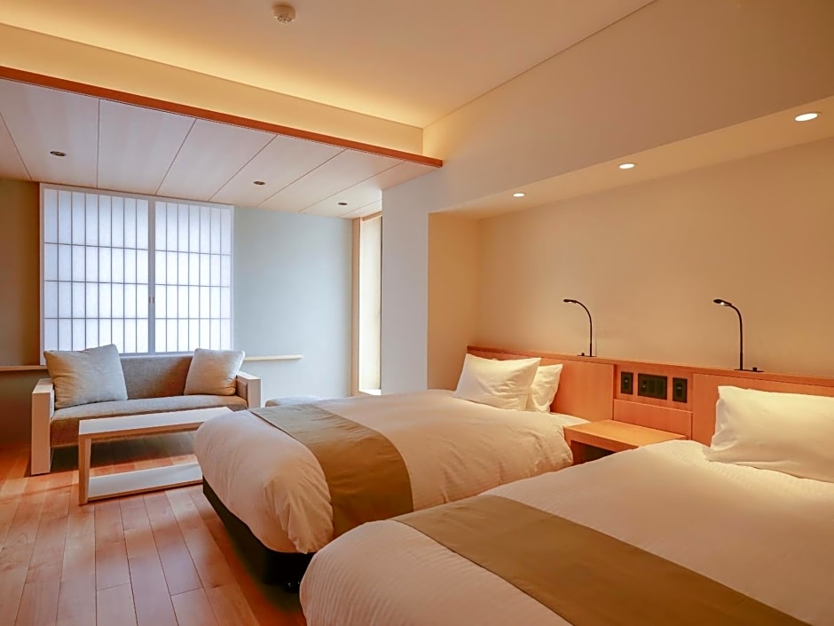 Kaminarimon Ryokan