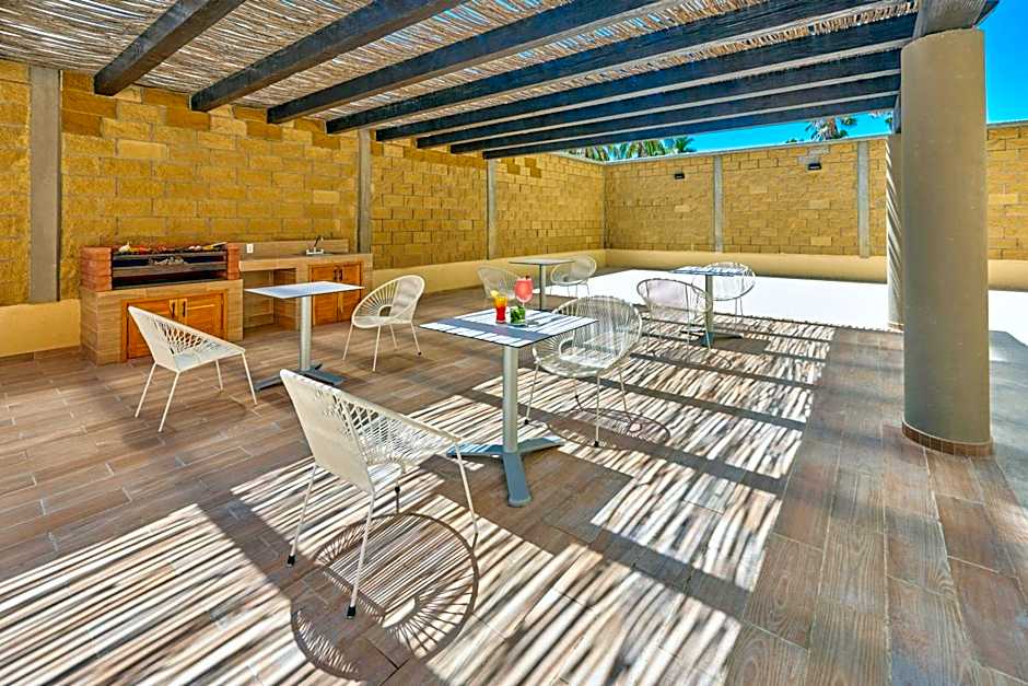City Express Plus by Marriott Cabo San Lucas