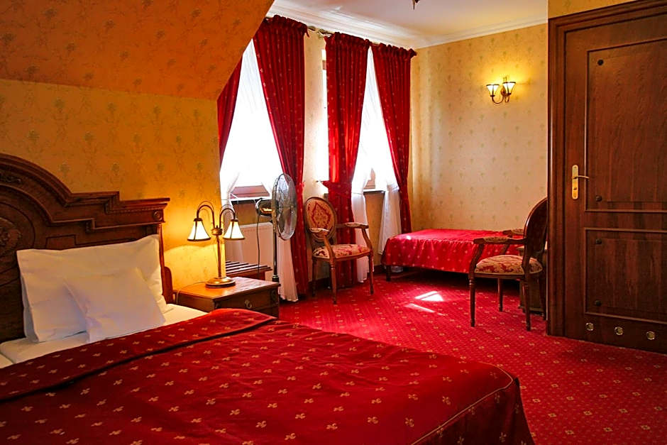 Hotel Sarmata Zespół Dworski