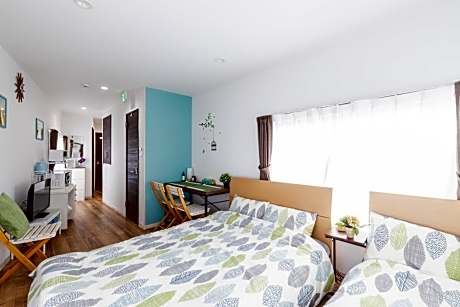 Apartment with Shower