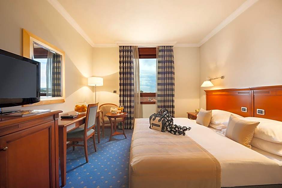 Best Western Premier Hotel Astoria