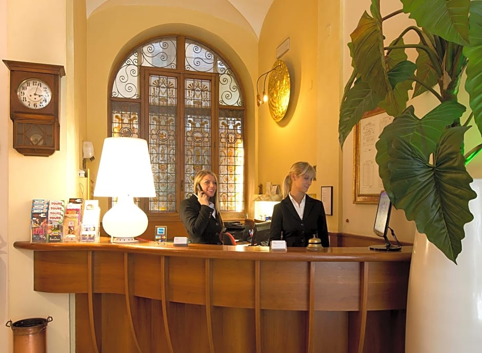 De La Pace- Sure Hotel Collection by Best Western