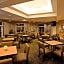 La Quinta Inn & Suites by Wyndham Greensboro