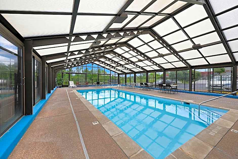 Econo Lodge London North