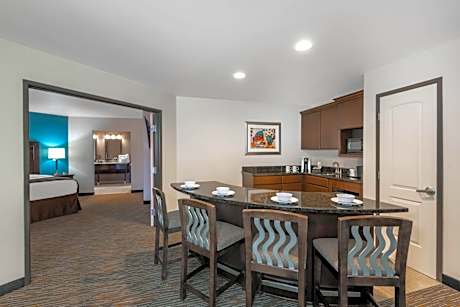 Executive King Suite - Non-Smoking