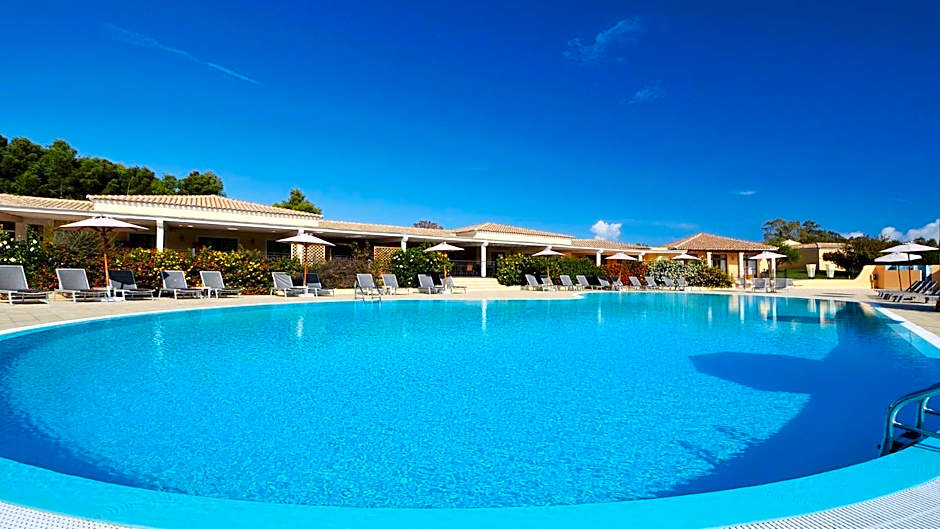 SECRET VILLAGE Budoni