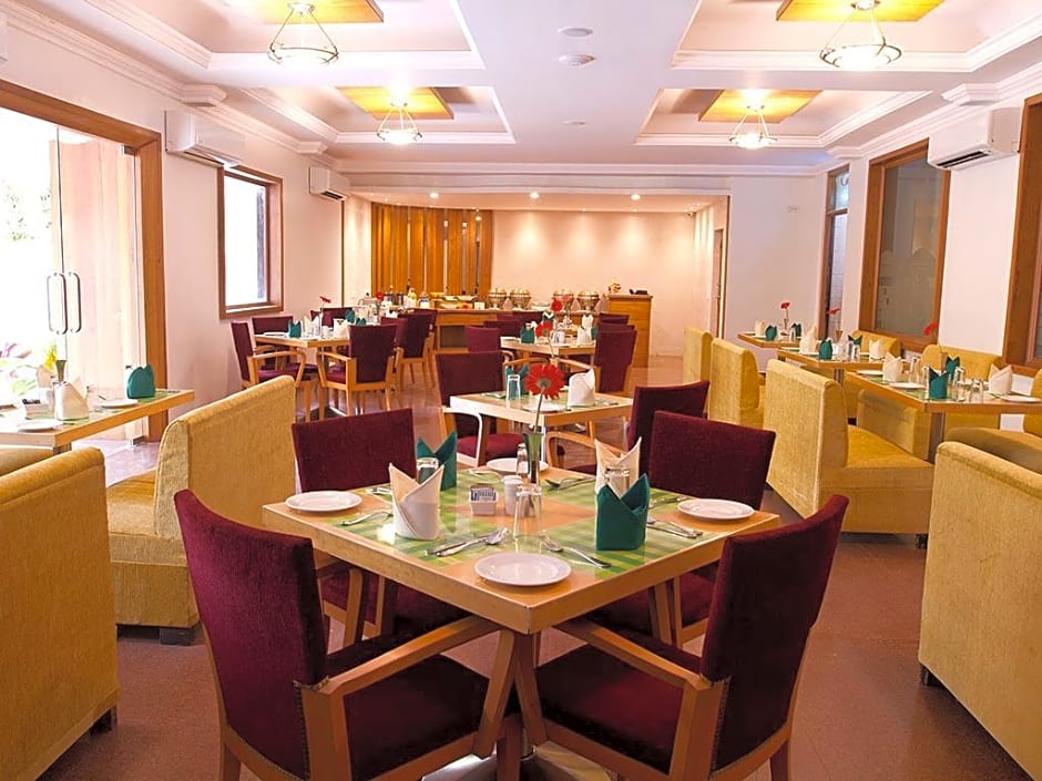 7 Apple Hotel Pimpri Pune