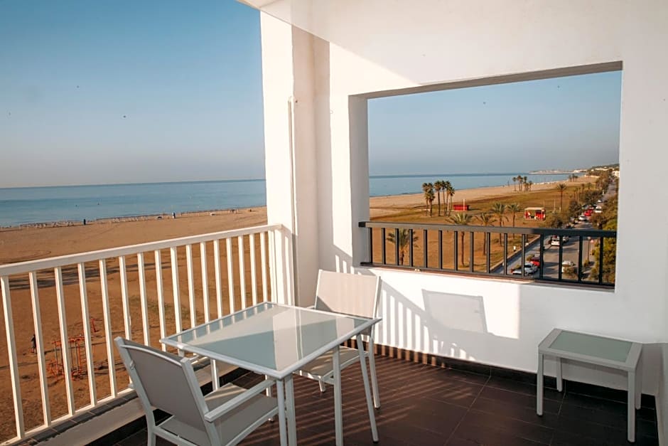 Hotel Brisamar Suites