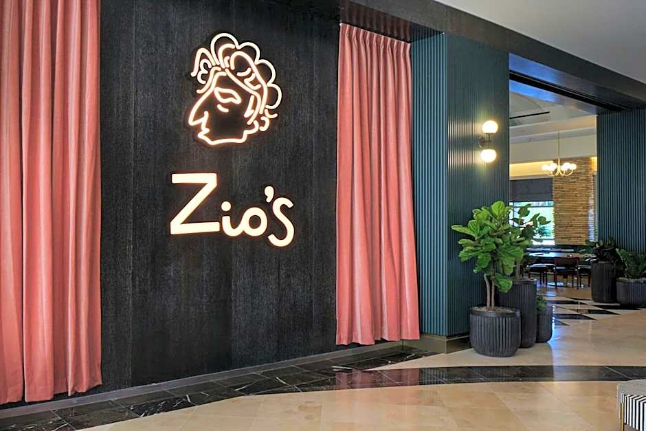 Renaissance by Marriott Las Vegas Hotel