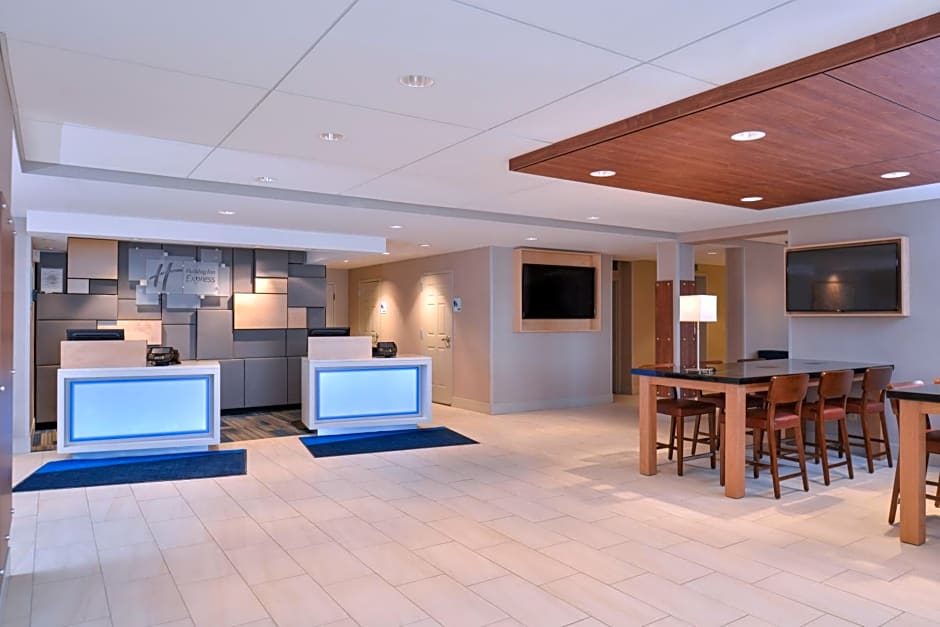 Holiday Inn Express Rochester - University Area By IHG