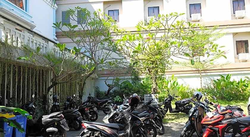 Hotel Palm Garden Kuta