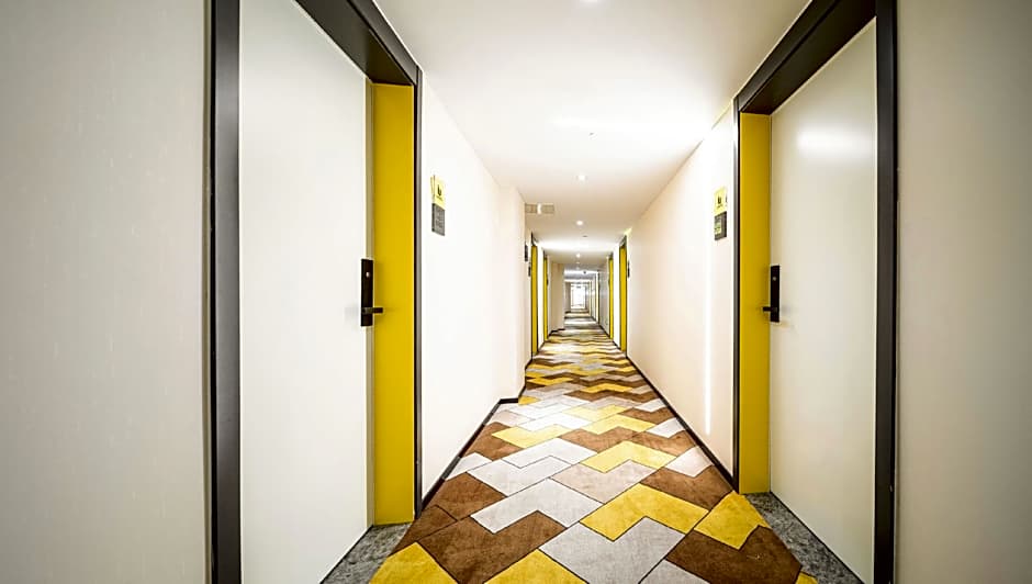 IU Hotel Xian Zhong Gu Lou Square