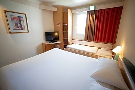 Double Room with Sofa Bed